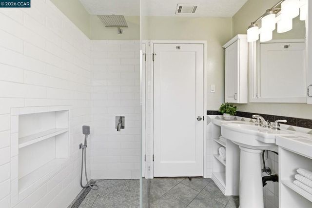 1306 Craig Dr, Concord, CA 94518