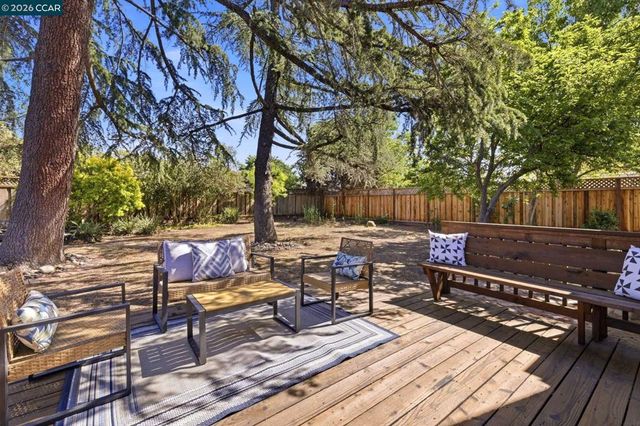 1306 Craig Dr, Concord, CA 94518