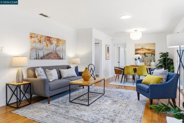 1306 Craig Dr, Concord, CA 94518