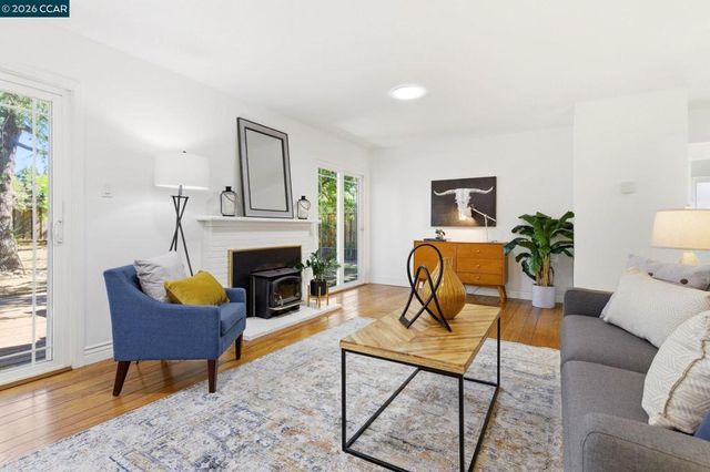 1306 Craig Dr, Concord, CA 94518