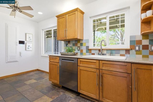 1306 Craig Dr, Concord, CA 94518