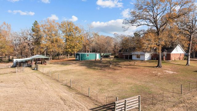 533 Creekwood Street, Crockett, TX 75835