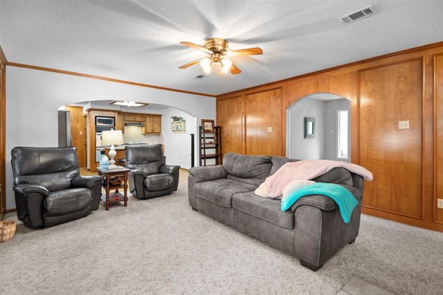 533 Creekwood Street, Crockett, TX 75835