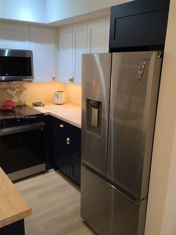 839 NW 13th Avenue, Fort Lauderdale, FL 33311