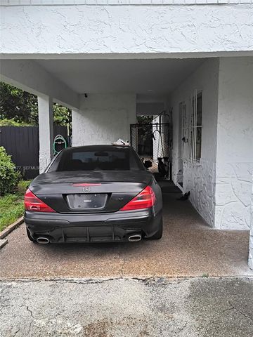 839 NW 13th Avenue, Fort Lauderdale, FL 33311