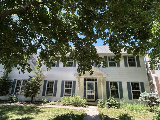 1498 PARKWAY DRIVE, Green Bay, WI 54304