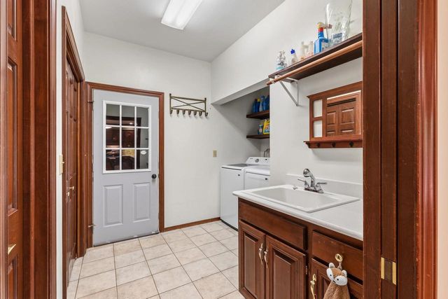 1498 PARKWAY DRIVE, Green Bay, WI 54304
