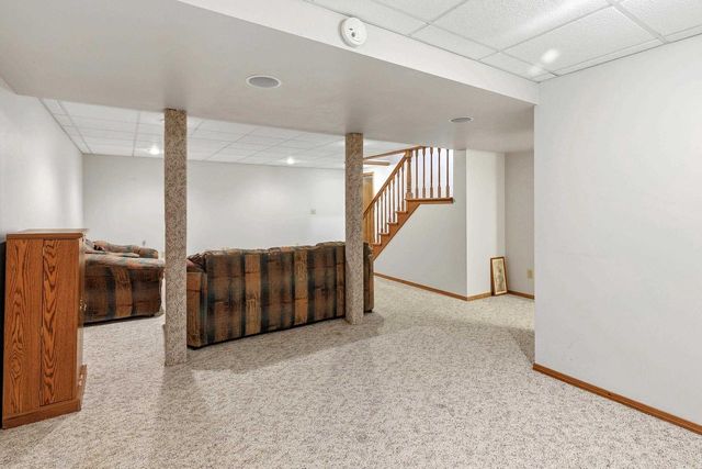 1498 PARKWAY DRIVE, Green Bay, WI 54304