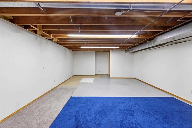 1498 PARKWAY DRIVE, Green Bay, WI 54304