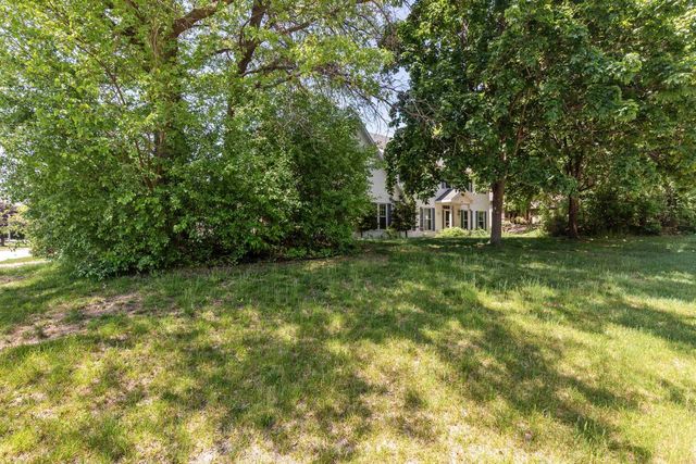 1498 PARKWAY DRIVE, Green Bay, WI 54304