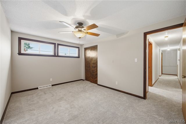 74 Leni Lane, Cheektowaga, NY 14225