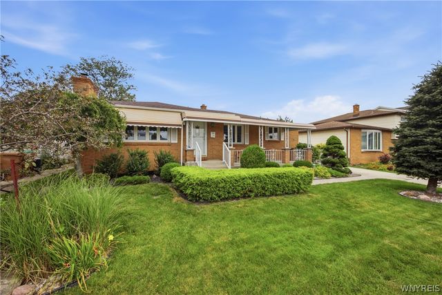 74 Leni Lane, Cheektowaga, NY 14225