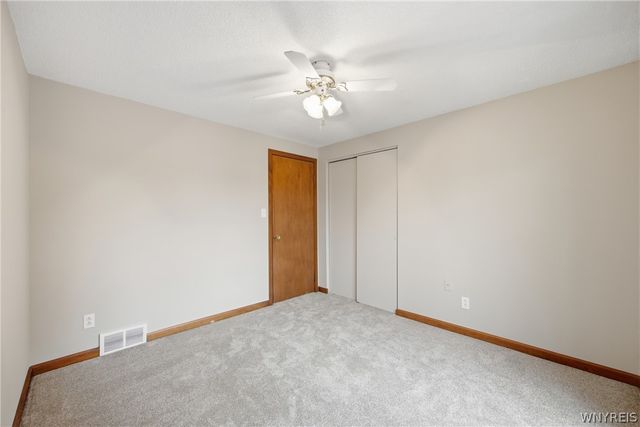 74 Leni Lane, Cheektowaga, NY 14225