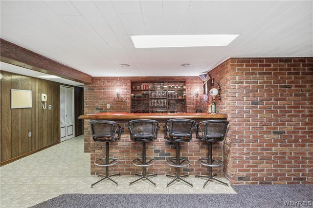 74 Leni Lane, Cheektowaga, NY 14225