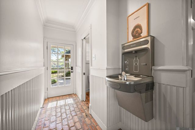 1015 Claiborne Rd, Baton Rouge, LA 70810