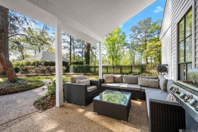 1015 Claiborne Rd, Baton Rouge, LA 70810