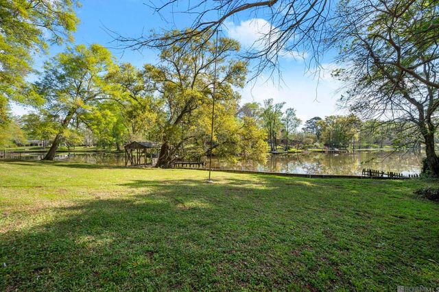 1015 Claiborne Rd, Baton Rouge, LA 70810