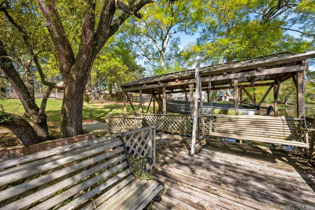 1015 Claiborne Rd, Baton Rouge, LA 70810