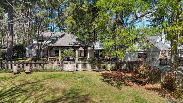 1015 Claiborne Rd, Baton Rouge, LA 70810