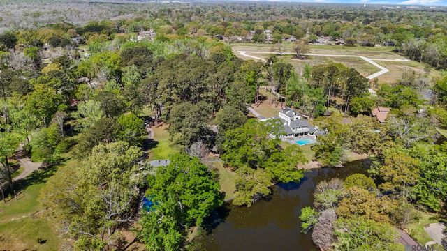 1015 Claiborne Rd, Baton Rouge, LA 70810