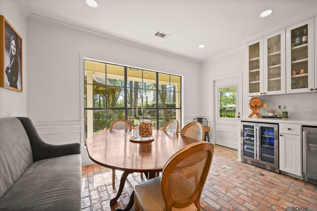 1015 Claiborne Rd, Baton Rouge, LA 70810