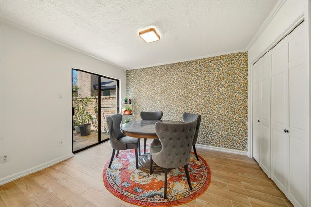 1915 Rock Fence Drive, Richmond, TX 77406