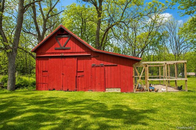 210 Bible Camp Road, Bloomingburg, NY 12721