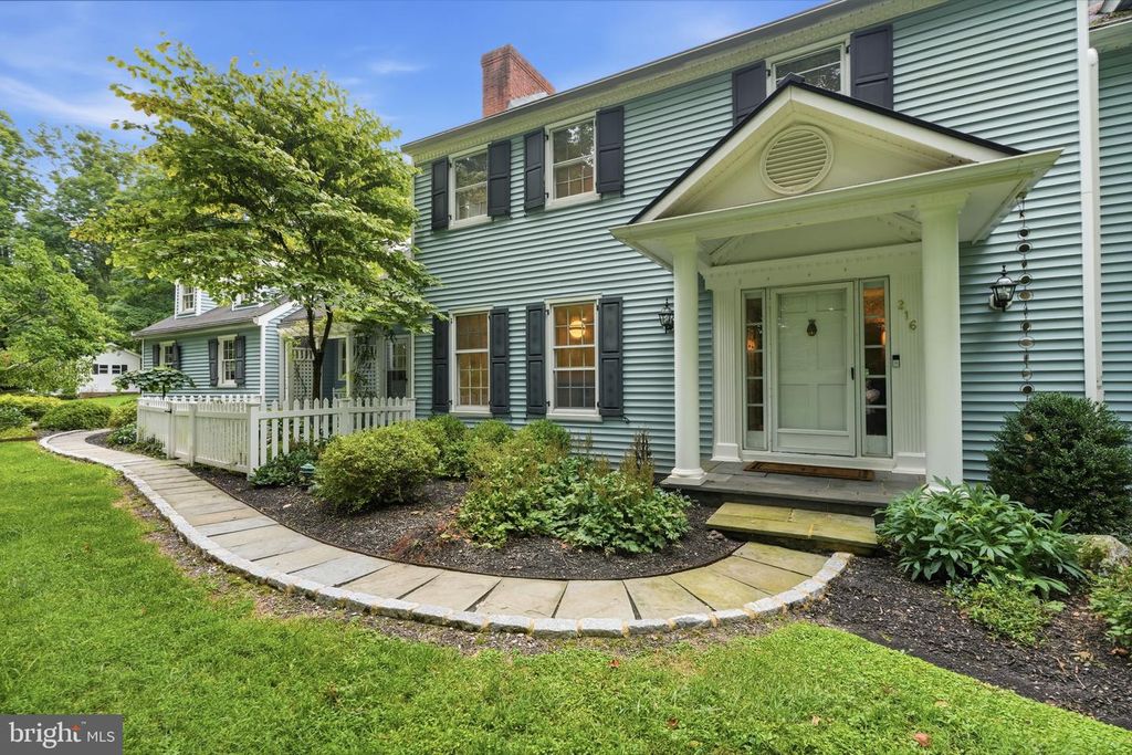 216 SOUTH SUGAN ROAD, NEW HOPE, PA 18938 — photo 2