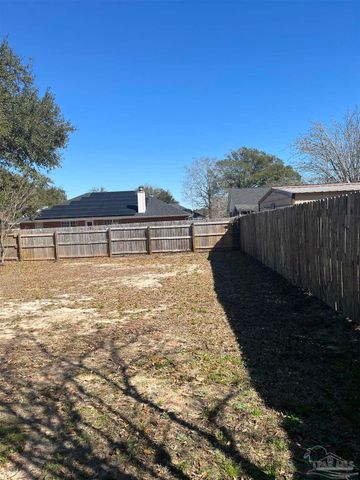 4873 La Casa Cir, Pace, FL 32571