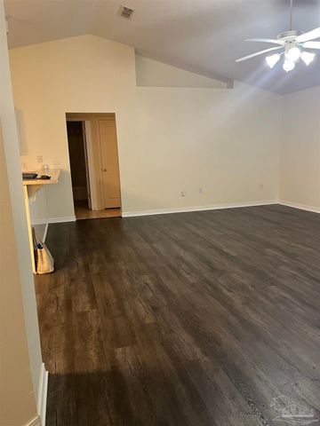 4873 La Casa Cir, Pace, FL 32571