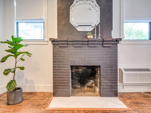 1304 Rio Grande ST, Austin, TX 78701