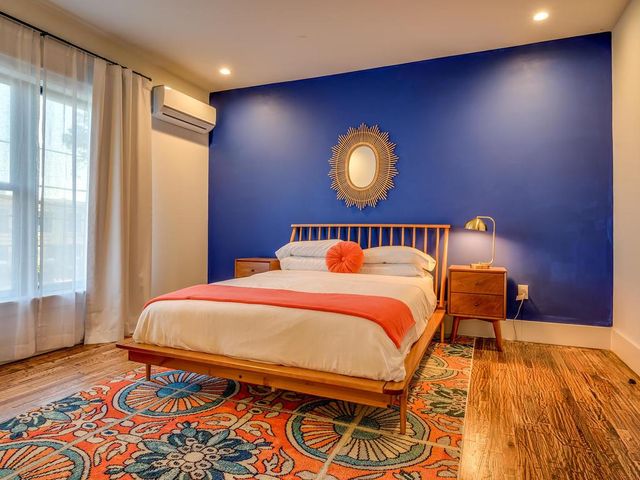 1304 Rio Grande ST, Austin, TX 78701