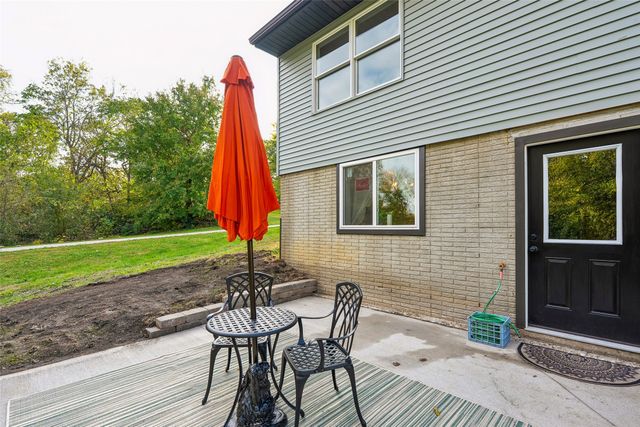 917 S Roche Street, Knoxville, IA 50138