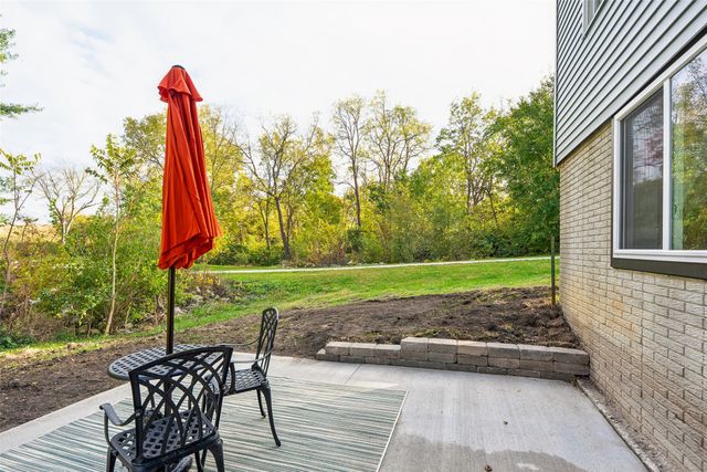 917 S Roche Street, Knoxville, IA 50138