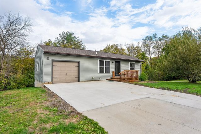 917 S Roche Street, Knoxville, IA 50138