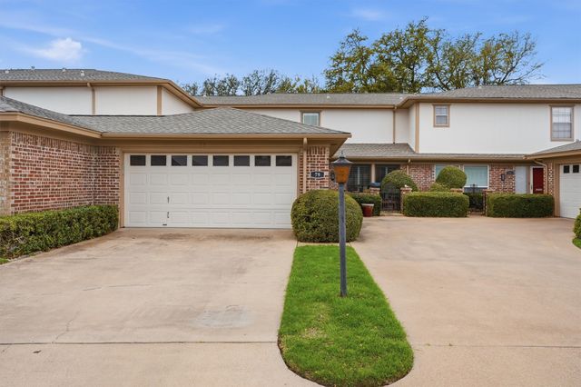 79 One Main Place, Benbrook, TX 76126