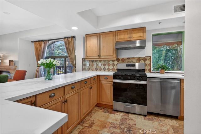 4301 Los Feliz 12, Los Angeles, CA 90027