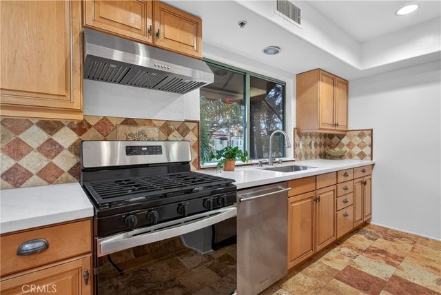 4301 Los Feliz 12, Los Angeles, CA 90027