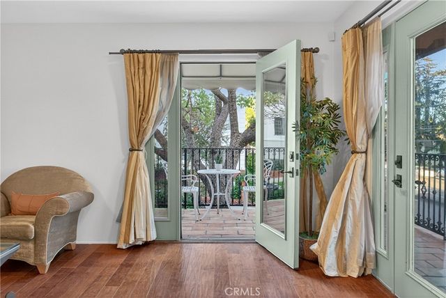 4301 Los Feliz 12, Los Angeles, CA 90027