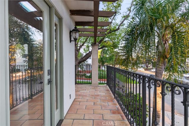 4301 Los Feliz 12, Los Angeles, CA 90027