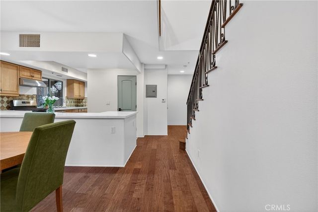 4301 Los Feliz 12, Los Angeles, CA 90027