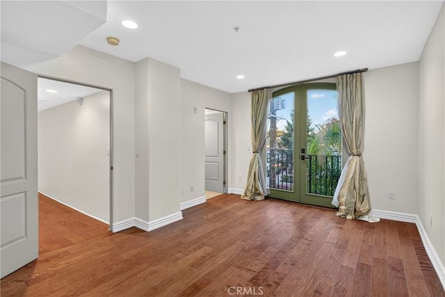 4301 Los Feliz 12, Los Angeles, CA 90027