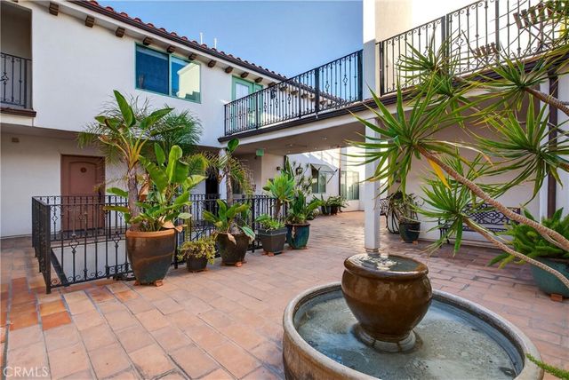 4301 Los Feliz 12, Los Angeles, CA 90027