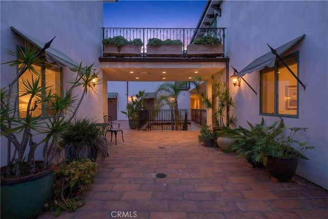 4301 Los Feliz 12, Los Angeles, CA 90027