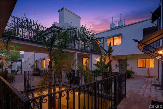 4301 Los Feliz 12, Los Angeles, CA 90027