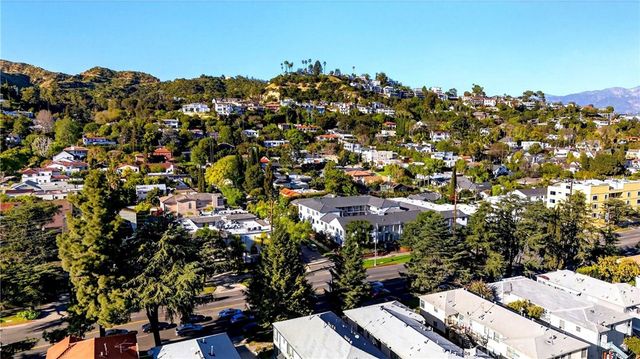 4301 Los Feliz 12, Los Angeles, CA 90027