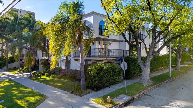 4301 Los Feliz 12, Los Angeles, CA 90027
