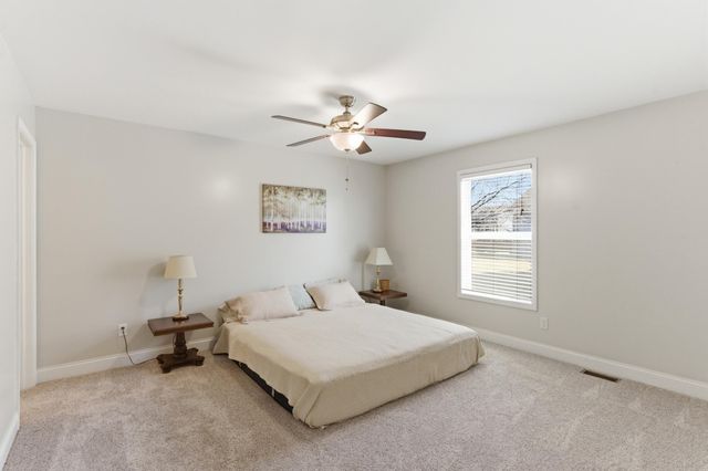 230 Grandale Drive, Valparaiso, IN 46385