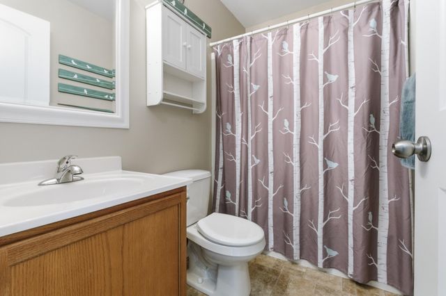 230 Grandale Drive, Valparaiso, IN 46385