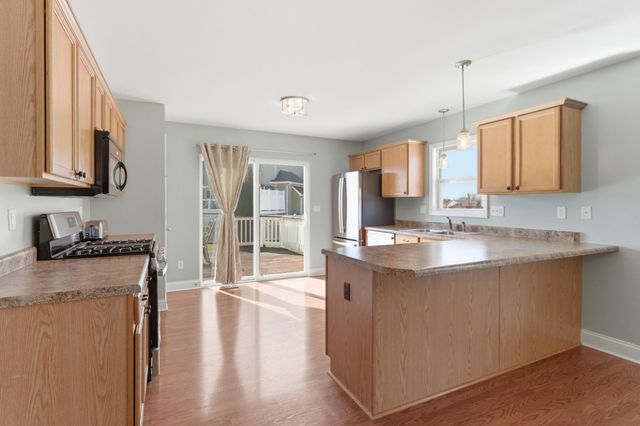 230 Grandale Drive, Valparaiso, IN 46385